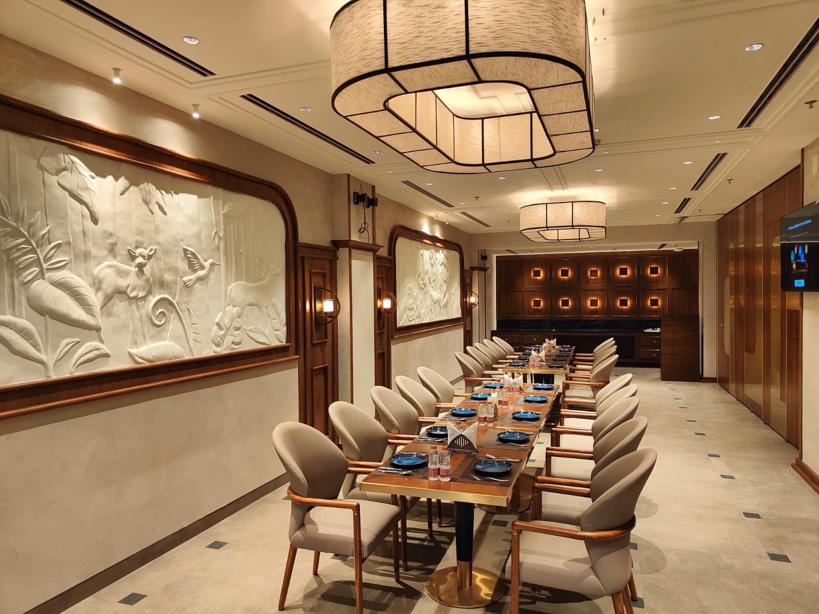 conference-hall-ambrose